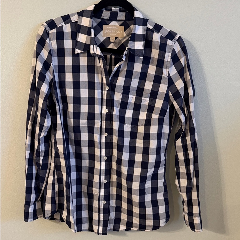 Banana Republic Blue and White Plaid Button-Down Shirt